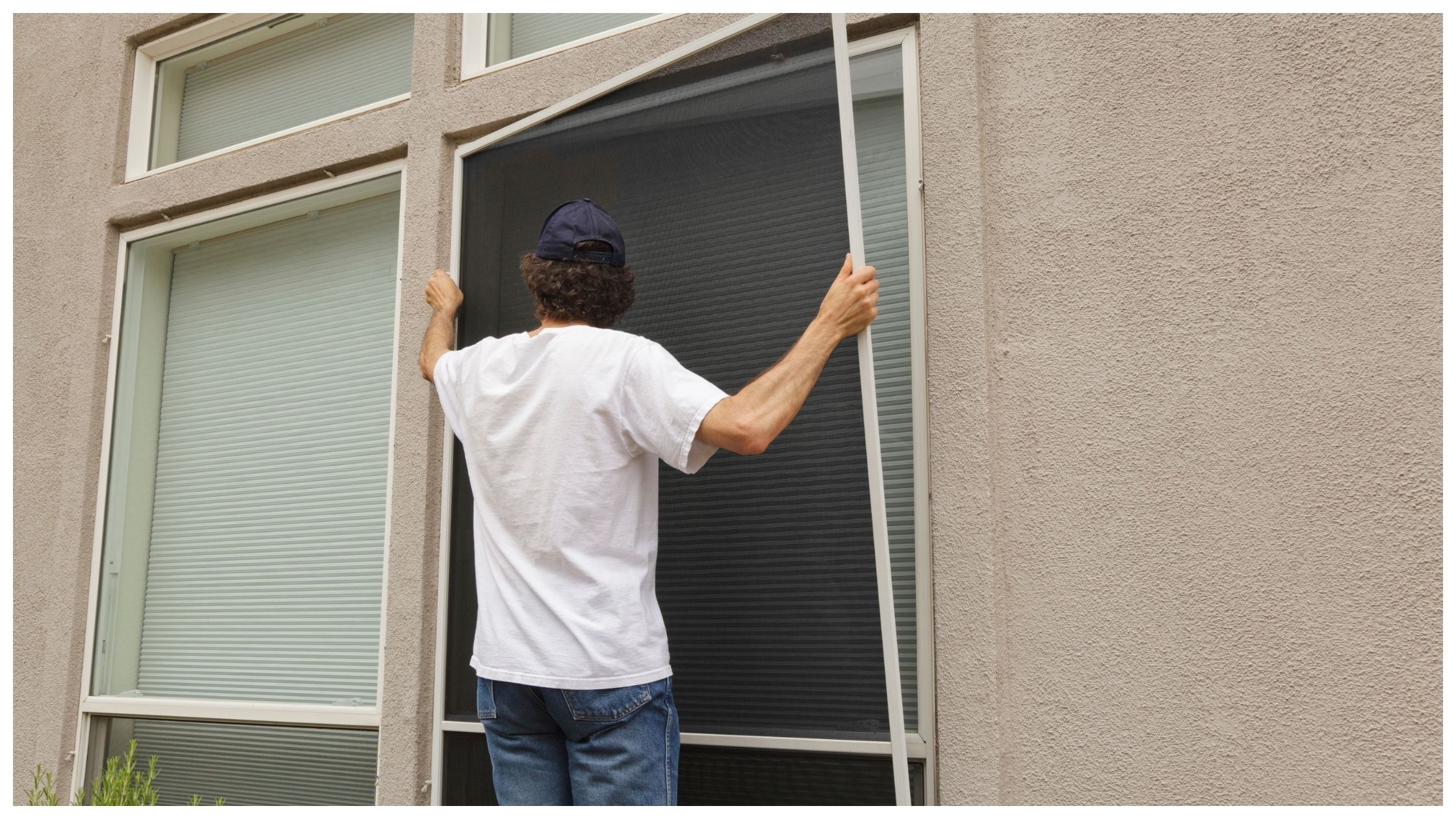 Hanging a window sun screen